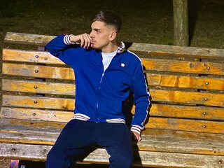 MaxGarcia webcam anal